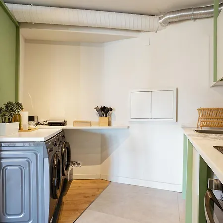 Out Marques 4* Lizbona