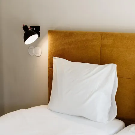 Out Marques Pensjonat 4*