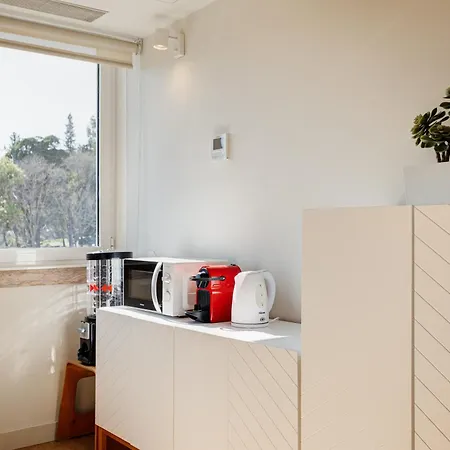 Out Marques 4* Lissabon