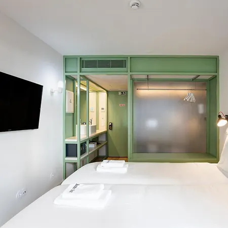 Out Marques Pensionat Lisboa