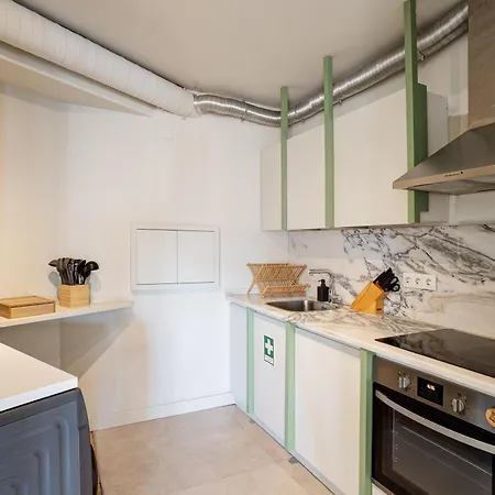 Out Marques Pensionat Lisboa